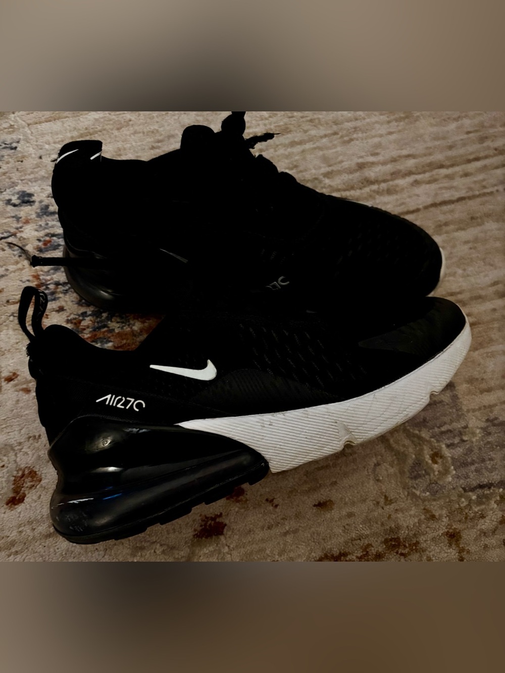 Nike Air Max 270 Youth Sneakers